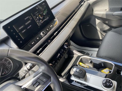 2025 Mitsubishi Outlander ES