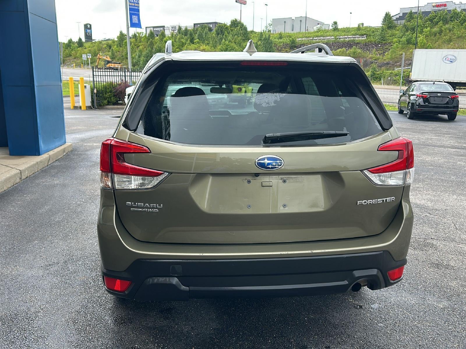 2023 Subaru Forester Premium