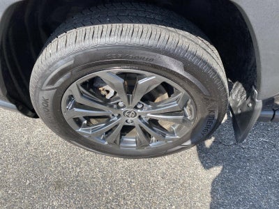2023 Toyota RAV4 Hybrid XLE Premium