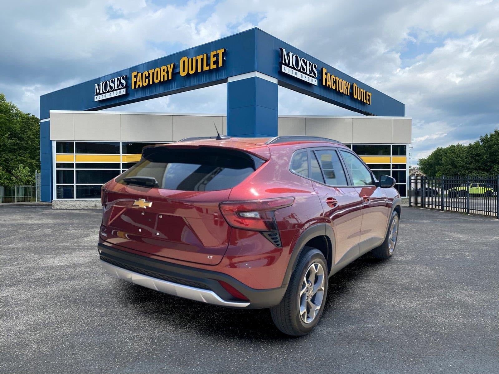 2025 Chevrolet Trax LT