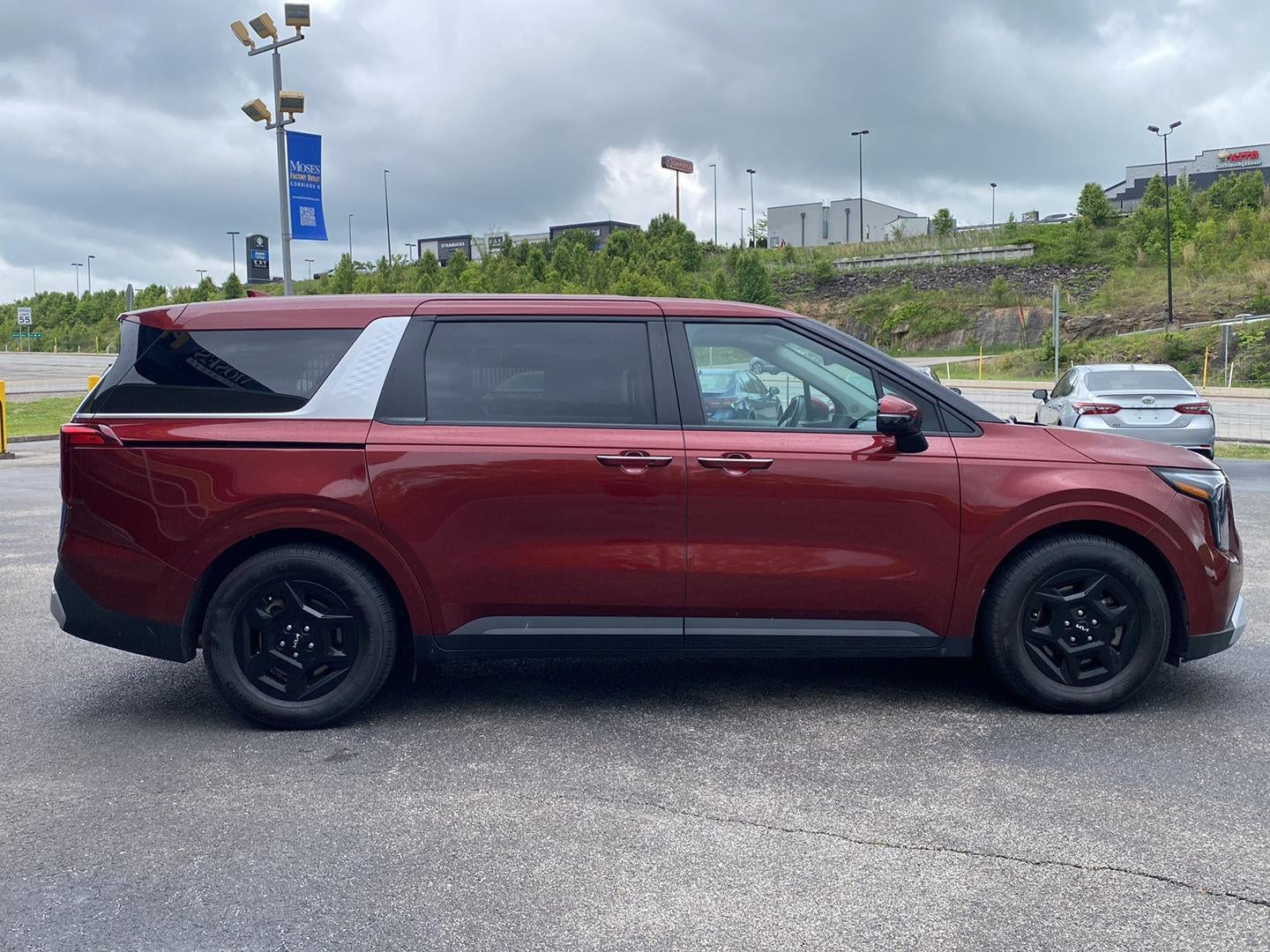 2025 Kia Carnival LXS