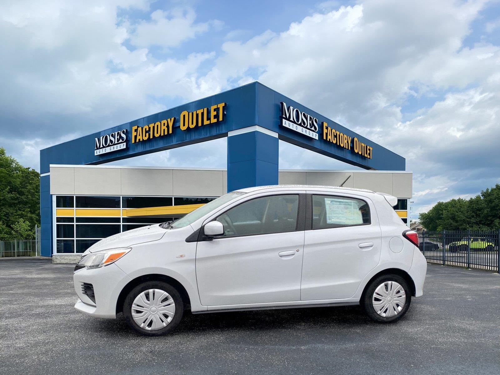 2024 Mitsubishi Mirage ES