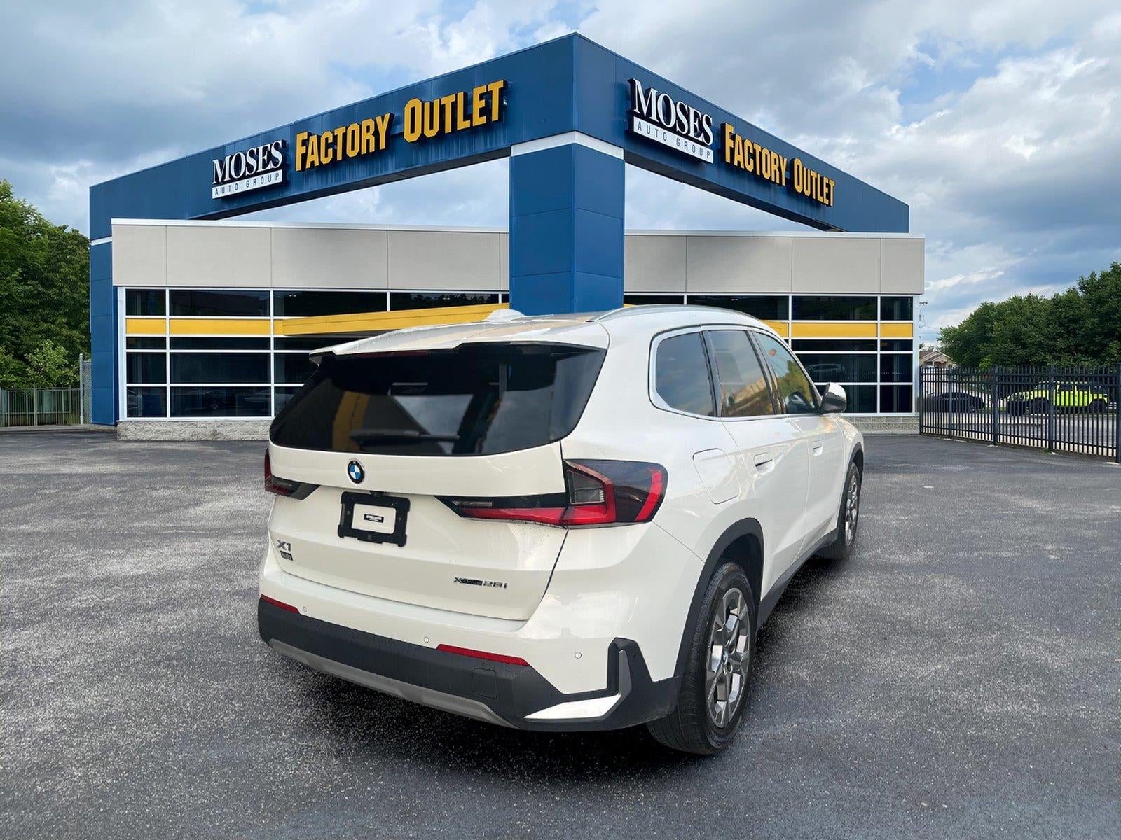 2023 BMW X1 xDrive28i