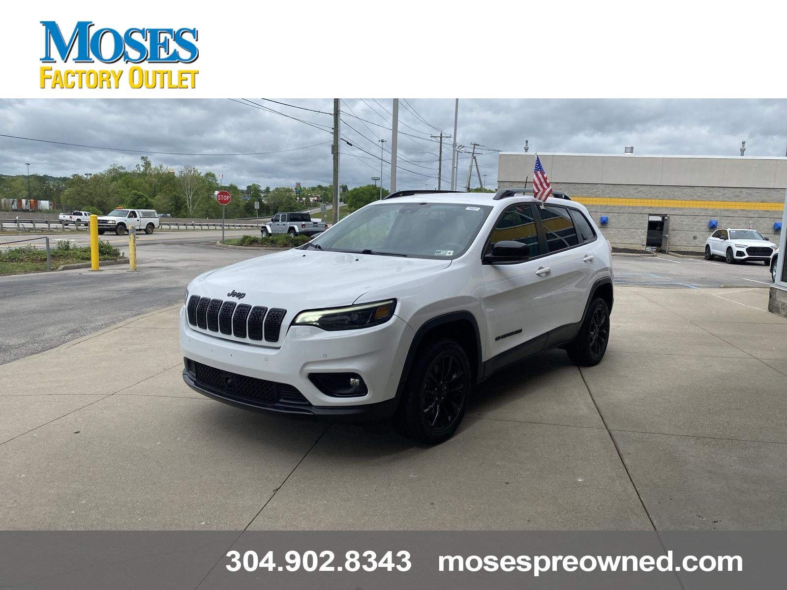 2023 Jeep Cherokee Altitude Lux