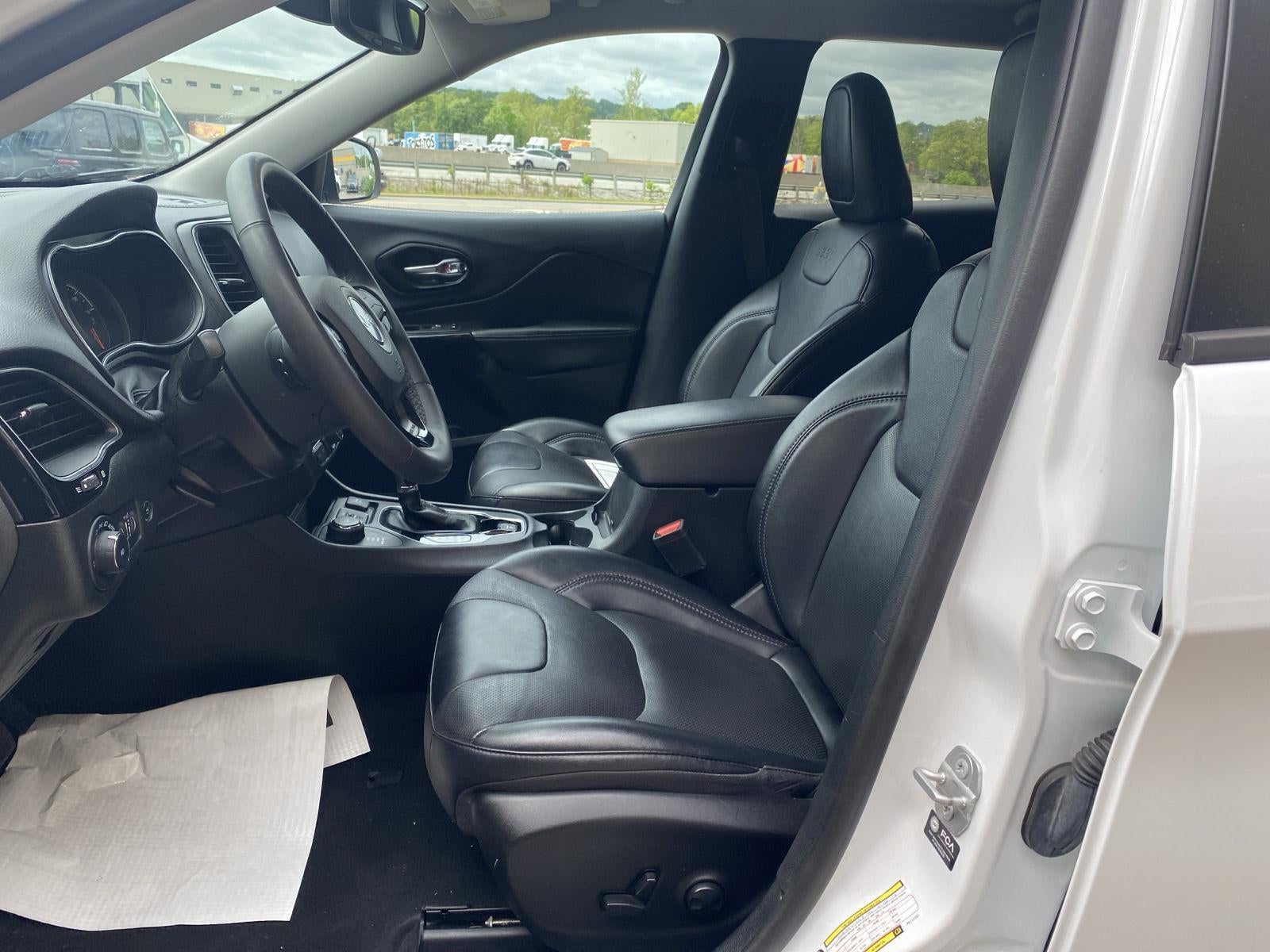 2023 Jeep Cherokee Altitude Lux