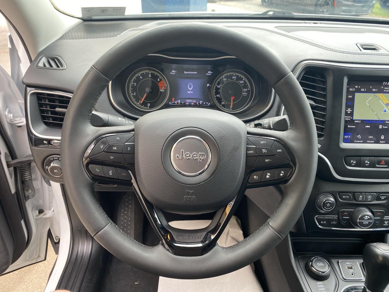 2023 Jeep Cherokee Altitude Lux