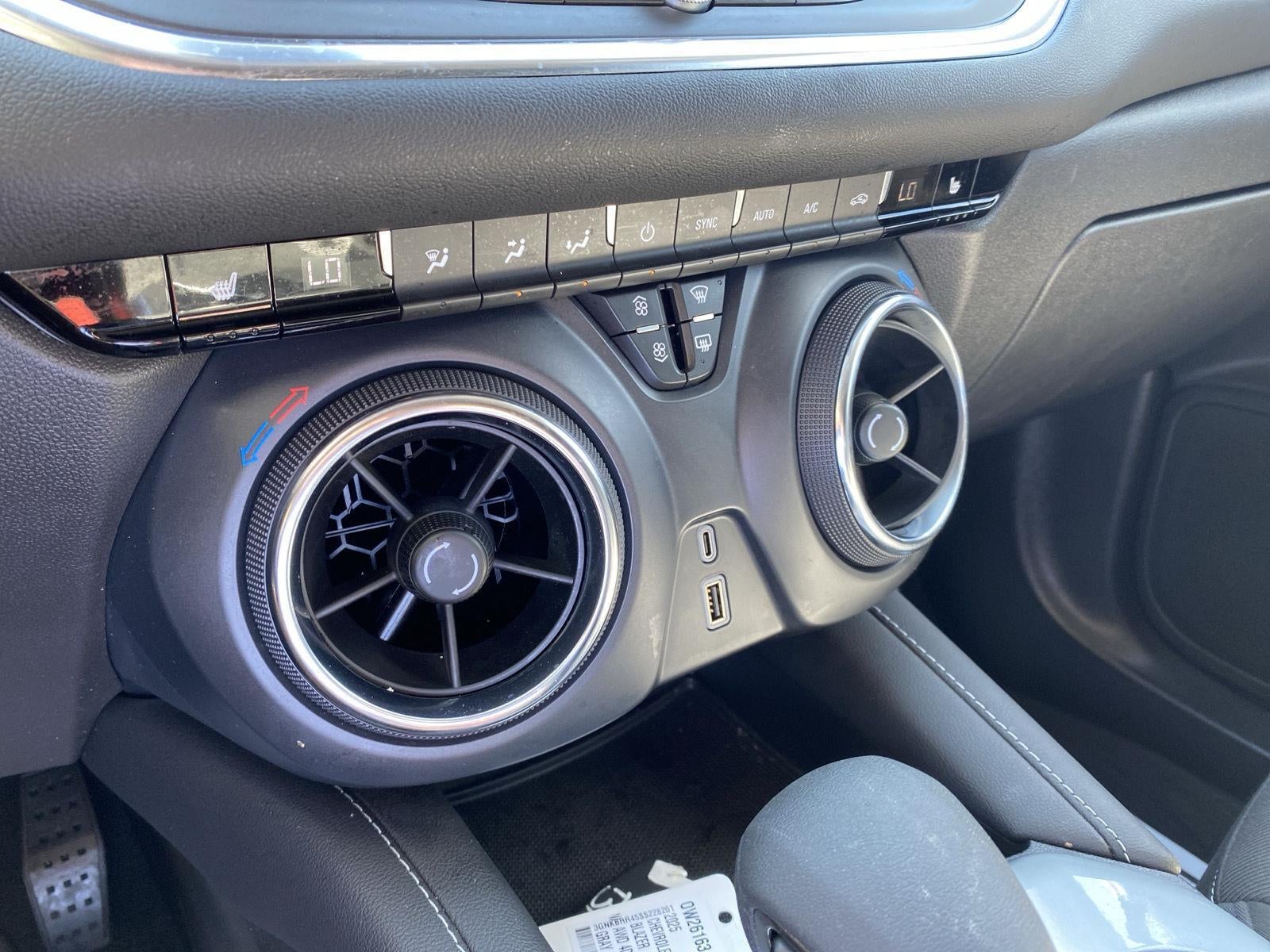 2025 Chevrolet Blazer LT